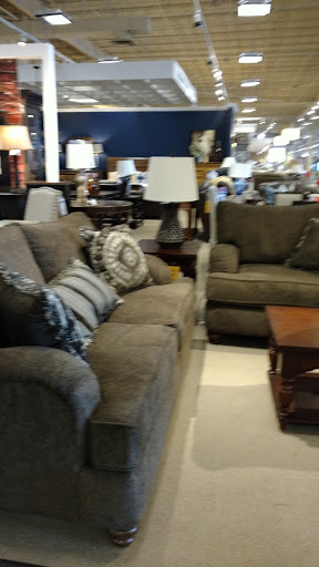 Furniture Store «Morris Home», reviews and photos, 11765 Commons Dr, Springdale, OH 45246, USA