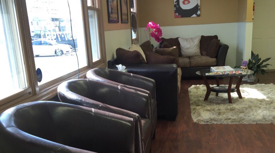Shapes Brow Studio Threading and Waxing Salon in Rotterdam 12306