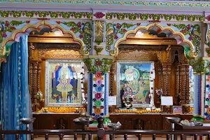 Shri Cutch Satsang Swaminarayan Temple image