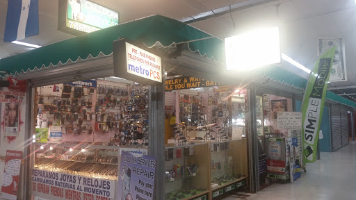 Flea Market «Revelation Marketplace», reviews and photos, 27455 S Dixie Hwy, Homestead, FL 33032, USA