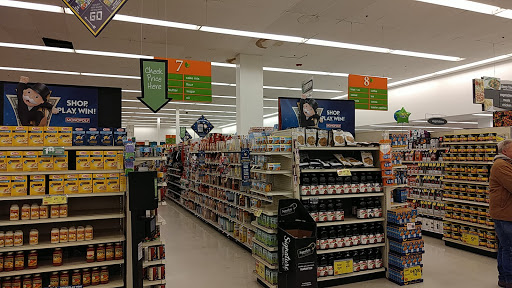 Grocery Store «Star Market», reviews and photos, 130 Granite St, Quincy, MA 02169, USA