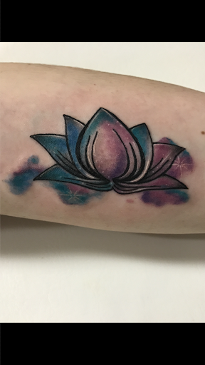 Explore black and white tattoo ideas, creative tattoo ideas in Lake Havasu City, available at 303Tattoo