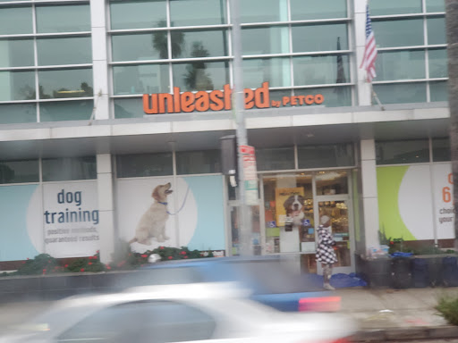 Unleashed by Petco, 7288 Sunset Blvd #1d, Los Angeles, CA 90046, USA, 