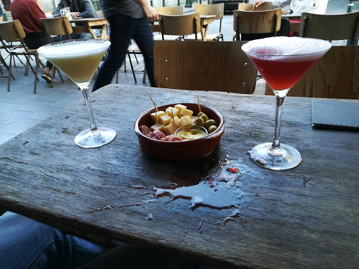 Gecko Cocktail Bar