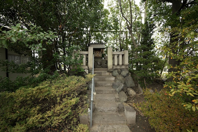 神徳神社