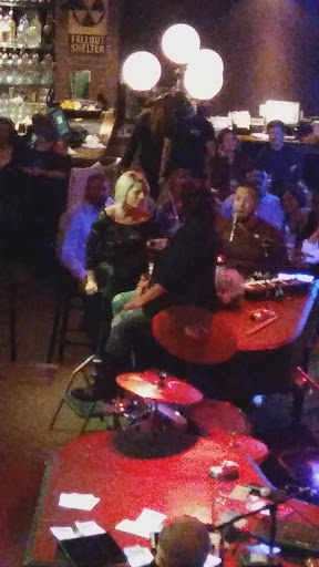 Piano Bar «Blue Moon Dueling Piano Bar & Restaurant», reviews and photos, 5485 Mills Civic Pkwy, West Des Moines, IA 50266, USA