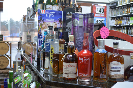 Liquor Store «19 Wine & Spirits», reviews and photos, 101 Verdae Blvd #190, Greenville, SC 29607, USA