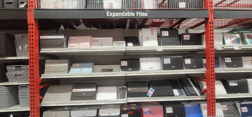 Office Supply Store «Staples», reviews and photos, 209-34 Northern Blvd, Bayside, NY 11361, USA