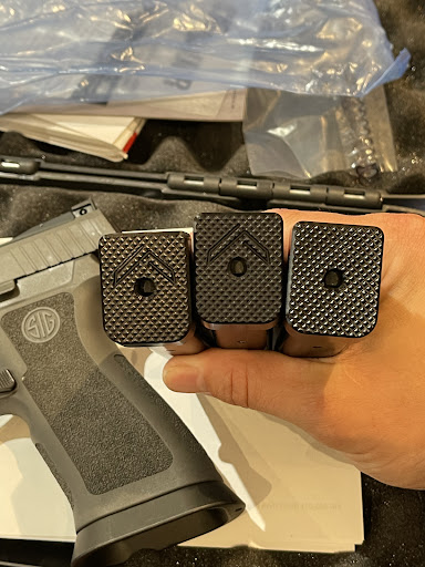 Gun Shop «Country Attic Treasures», reviews and photos, 260 Corwin Nixon Blvd, South Lebanon, OH 45065, USA