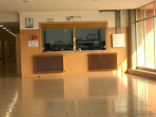 Información y opiniones sobre Copyluxe Universidad de Alicante, Copisteria Facultad de ciencias II Edificio 7, Impresión Digital de San Vicente Del Raspeig