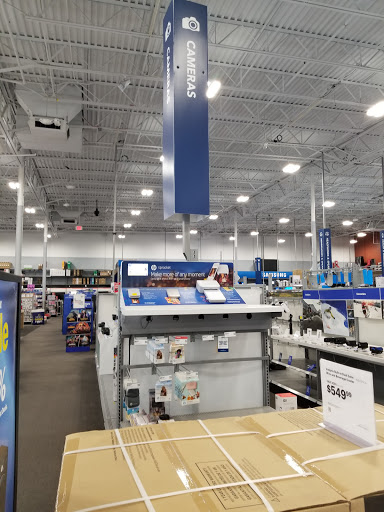 Electronics Store «Best Buy», reviews and photos, 12909 Shops Pkwy, Bee Cave, TX 78738, USA
