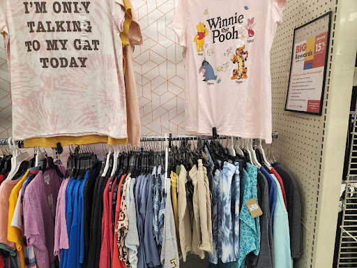 Discount Store «Big Lots», reviews and photos, 29712 Southfield Rd, Southfield, MI 48076, USA