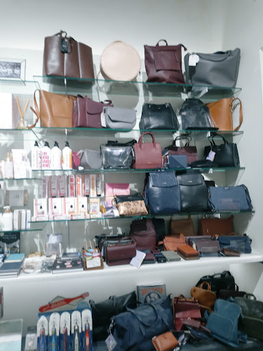 Gift Shop «Little Luxuries», reviews and photos, 230 State St # 1, Madison, WI 53703, USA