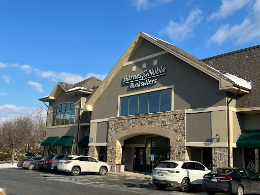 Barnes & Noble, 150 W Swedesford Rd, Berwyn, PA 19312, USA, 