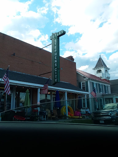 Outlet Store «Stephens City Outlet Store», reviews and photos, 5307 Main St, Stephens City, VA 22655, USA