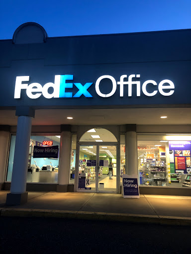Print Shop «FedEx Office Print & Ship Center», reviews and photos, 77 Boston Turnpike, Shrewsbury, MA 01545, USA