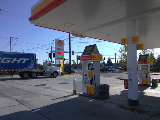 Convenience Store «Jacksons Food Stores», reviews and photos, 1331 164th St SW, Lynnwood, WA 98087, USA