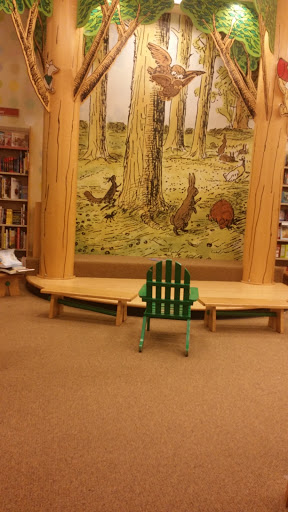 Barnes & Noble image