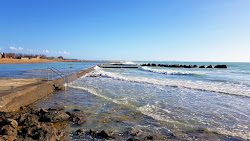 Foto von Spiaggia di Rosignano Solvay mit geräumige küstenlinie