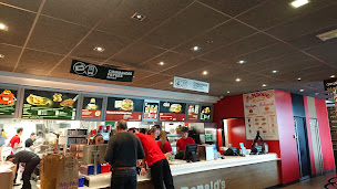 Photo n°12 de McDonald's à Écully ()