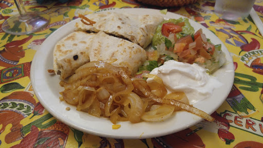 Manuels Mexican Restaurant & Taqueria image 4