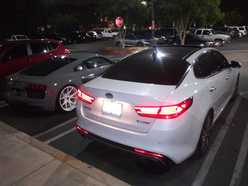 Kia Dealer «Car Pros Kia Glendale», reviews and photos, 400 S Brand Blvd, Glendale, CA 91204, USA