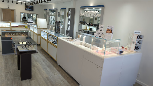 Jewelry Store «Kardesh Jewelers», reviews and photos, 2370 Merrick Rd, Bellmore, NY 11710, USA