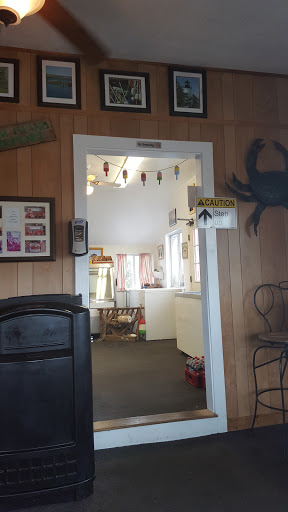 Seafood Market «Bob Lobster», reviews and photos, 49 Plum Island Turnpike, Newbury, MA 01951, USA