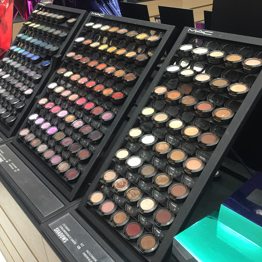 Cosmetics Store «MAC Cosmetics», reviews and photos, 3333 Bristol St, Costa Mesa, CA 92626, USA