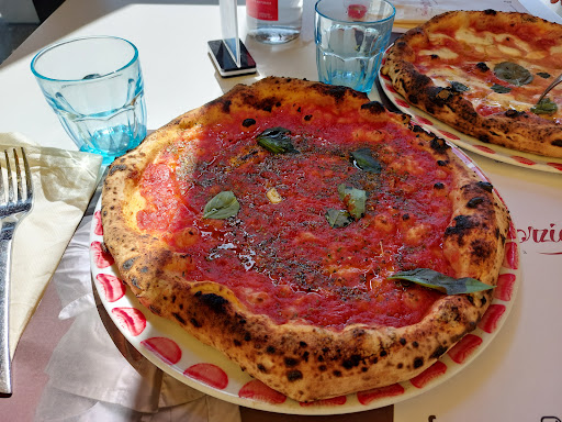 Pizzeria Errico Porzio Lungomare in Napoli, Città Metropolitana di Napoli