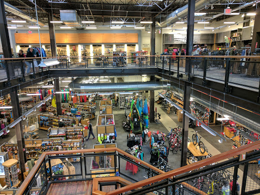 Camping Store «REI», reviews and photos, 2700 Seaglass Way, Oxnard, CA 93036, USA