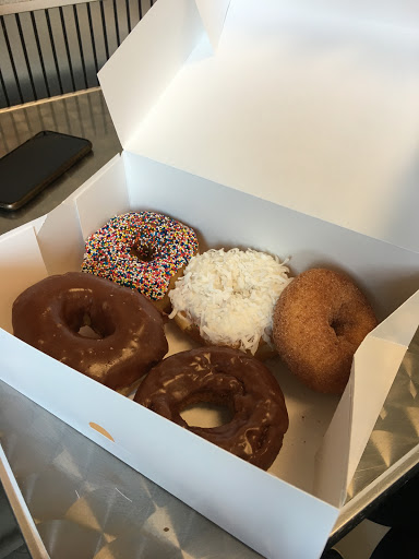 Donut Shop «Mustang Donuts», reviews and photos, 6601 Hillcrest Ave, Dallas, TX 75205, USA