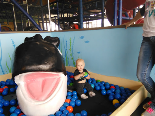 Amusement Center «Escapades Family Fun Center», reviews and photos, 4241 W Williamsburg Blvd, Muncie, IN 47304, USA