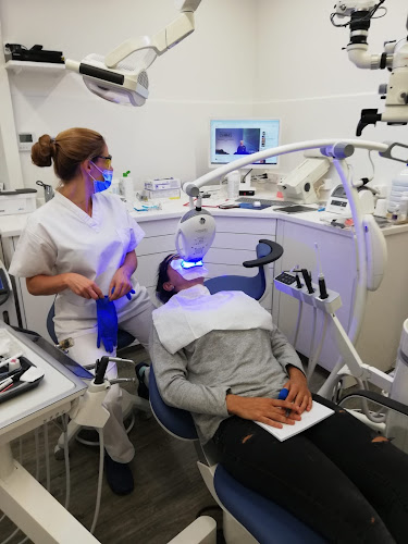 Kommentare und Rezensionen über Dr Raquel Lima | Clinique La Prairie Centre d`excellence dentaire