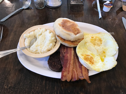 Cafe «The Feed Store», reviews and photos, 301 Ave A, Port Neches, TX 77651, USA