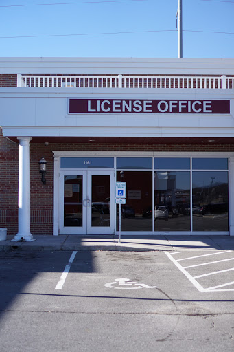 Department of Motor Vehicles «Kansas City DMV», reviews and photos