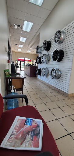 Tire Shop «Tires Plus Total Car Care University Parkway», reviews and photos, 2975 University Pkwy, Sarasota, FL 34243, USA