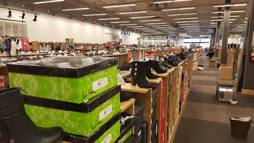 Shoe Store «DSW Designer Shoe Warehouse», reviews and photos, 7896 Dublin Blvd, Dublin, CA 94568, USA