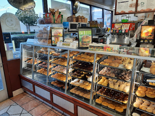 Donut Shop «Yum Yum Donuts», reviews and photos, 5454 Orangethorpe Ave, La Palma, CA 90623, USA