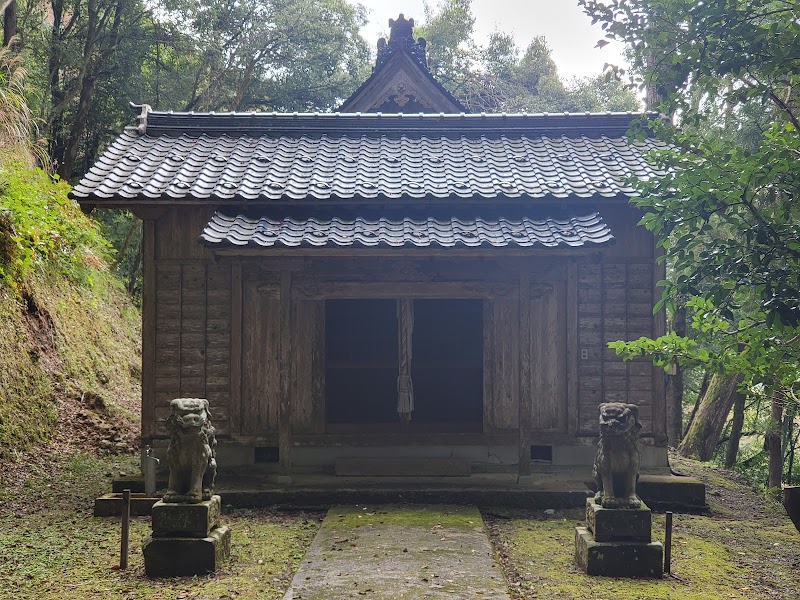 白岩神社
