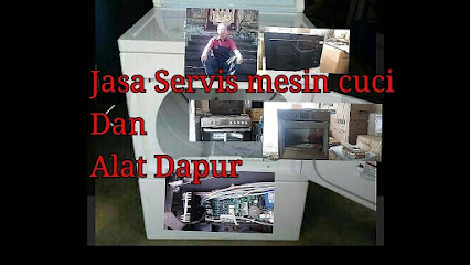 Jasa servis kompor alat dapur. ( Ali Chandra / Cun Ho )