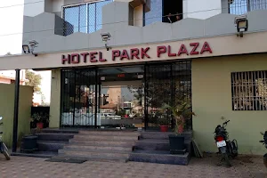 Hotel Park Plaza image