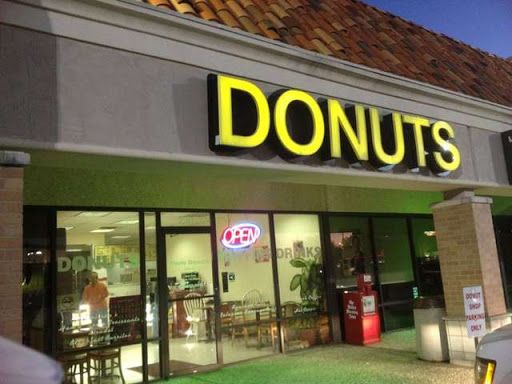 Donut Shop «Paris Donuts», reviews and photos, 230 W Campbell Rd, Richardson, TX 75080, USA