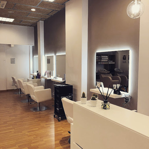 INFINITY Peluquería en Cardedeu, Barcelona