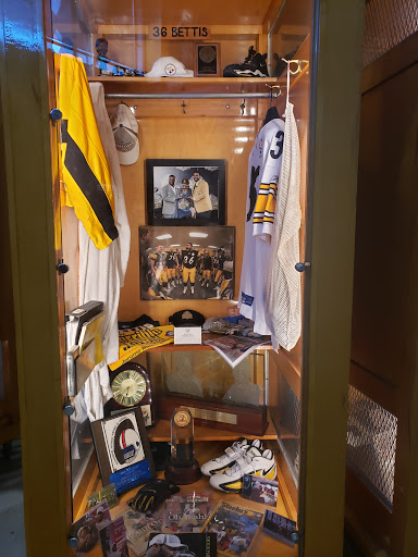 Sportswear Store «THE STEELERS PRO SHOP», reviews and photos, 100 Art Rooney Ave, Pittsburgh, PA 15212, USA