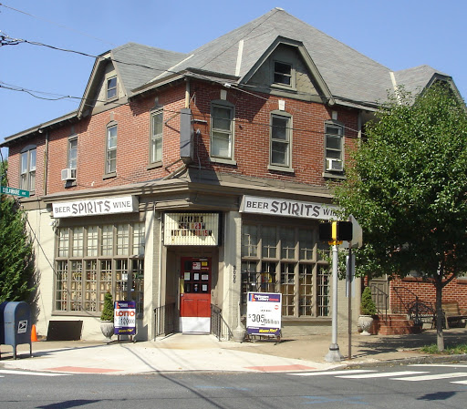 Liquor Store «Avenue Wines and Spirits», reviews and photos, 2000 Delaware Ave, Wilmington, DE 19806, USA