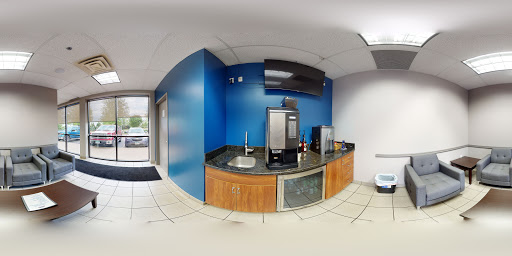 Tire Shop «ULTIMATE CAR CARE», reviews and photos, 5641 Blackburn Ln, Inver Grove Heights, MN 55076, USA