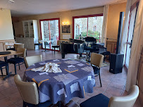 Atmosphère du Restaurant du Vieux Château à Créhen - n°5
