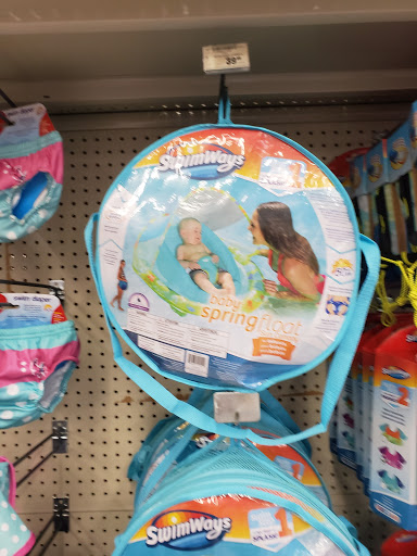 Sporting Goods Store «Academy Sports + Outdoors», reviews and photos, 1414 N Loop 336 W, Conroe, TX 77304, USA