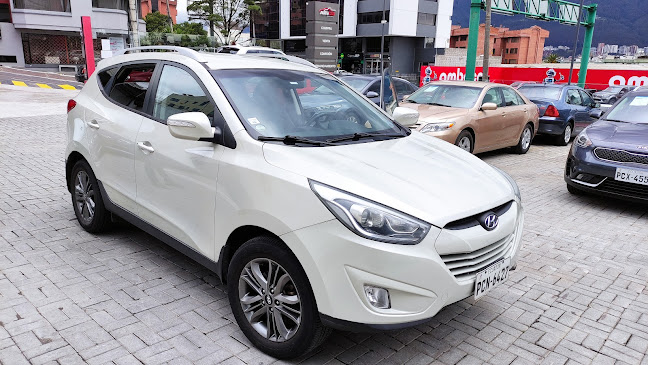 Av. Eloy Alfaro, Quito 170516